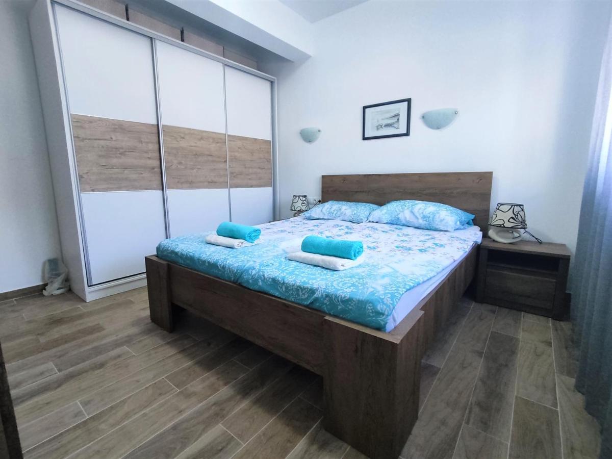 Sunny Attic Apartment With Balcony & Modern City Apartment With Outdoor Area, No Balcony 特罗吉尔 外观 照片