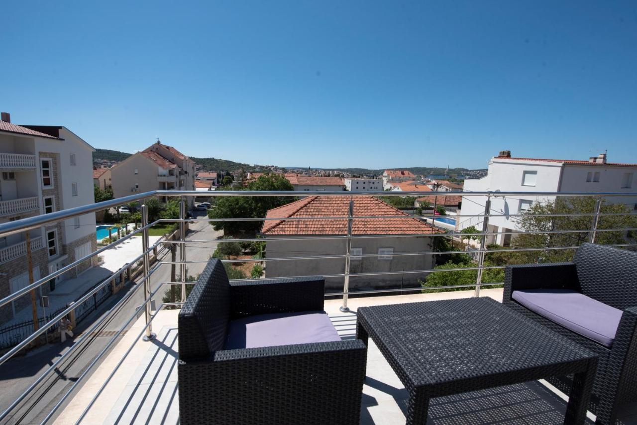 Sunny Attic Apartment With Balcony & Modern City Apartment With Outdoor Area, No Balcony 特罗吉尔 外观 照片